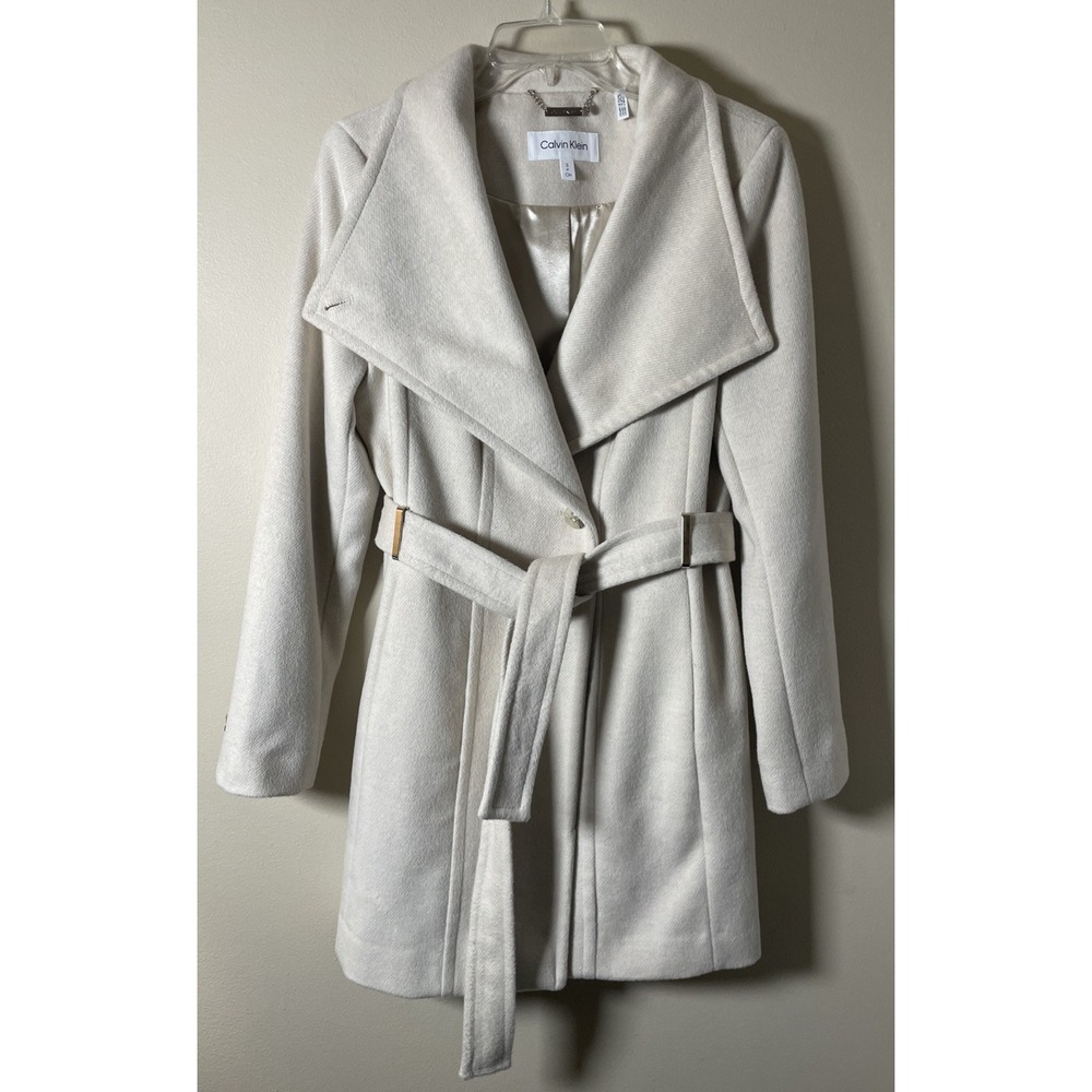 Calvin Klein Wool Blend Wrap Coat Oatmeal color Women's Size Small Gold Cuff